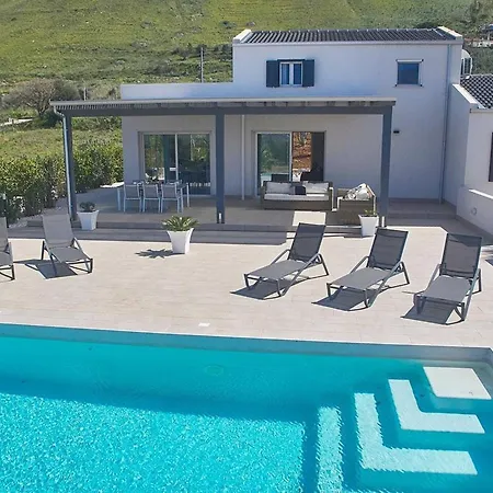 Biancolilla Villa